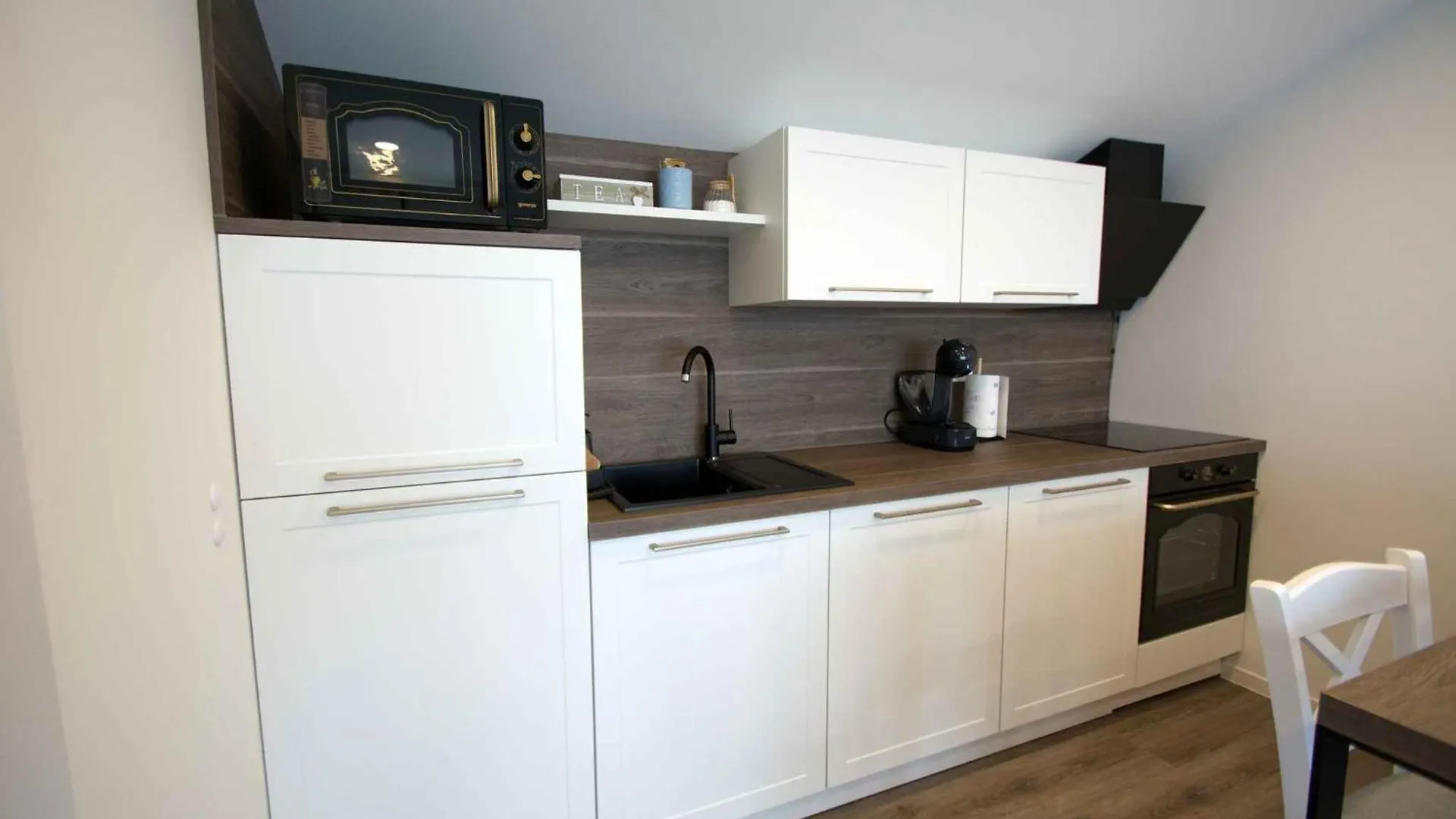 Apartment In Jadranovo 50542
