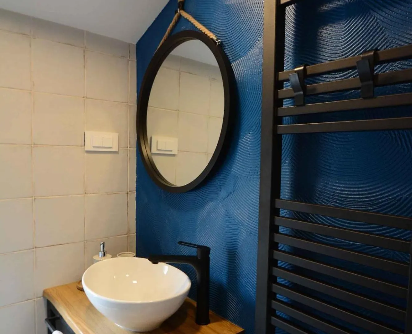 Apartment In Jadranovo 50542